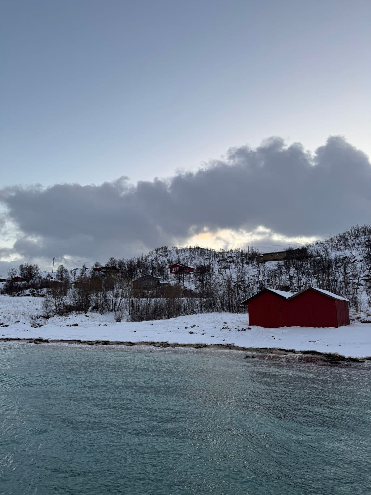 Hytte i snø
